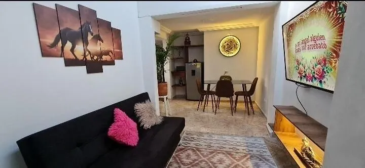 Alojamiento Entero A 800Metros Estacion Poblado location
